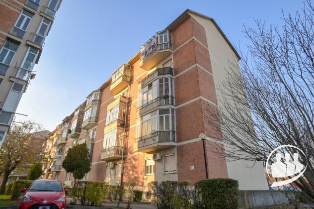 appartamento in vendita a Torino in zona Vallette
