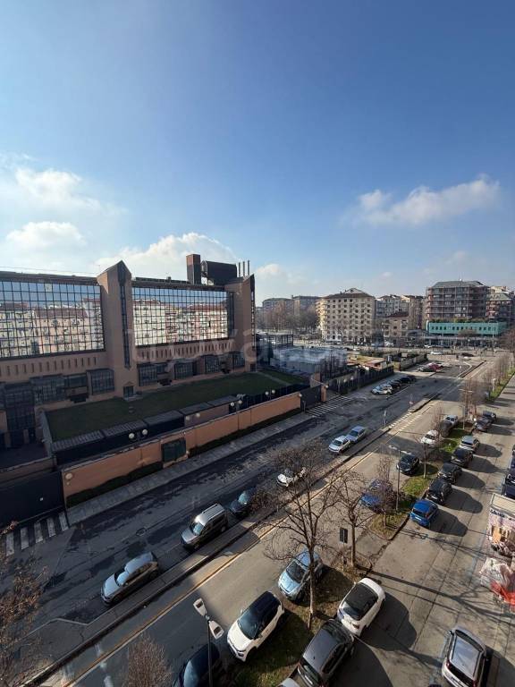 appartamento in vendita a Torino in zona Cit Turin