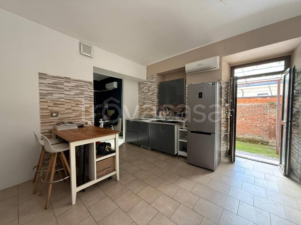 appartamento in vendita a Torino in zona Cit Turin