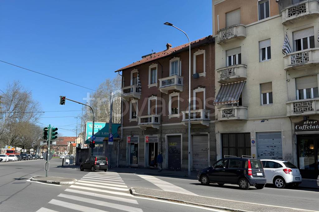 appartamento in vendita a Torino in zona Regio Parco