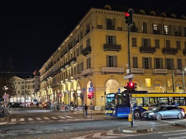 negozio in vendita a Torino in zona Crocetta