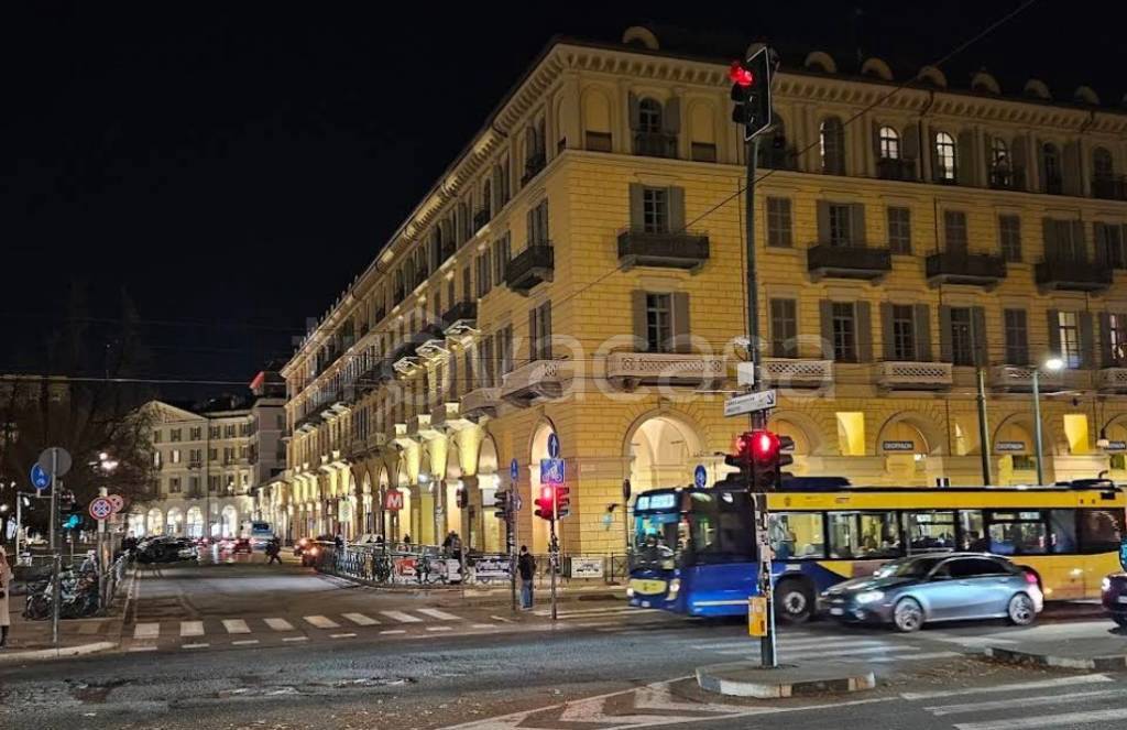 negozio in vendita a Torino in zona Crocetta