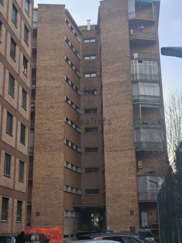 appartamento in vendita a Torino in zona Lingotto