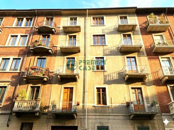 appartamento in vendita a Torino in zona Aurora