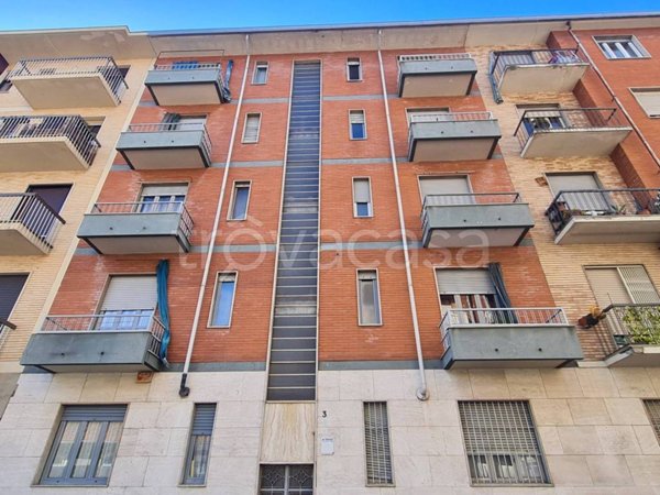 appartamento in vendita a Torino in zona Barriera di Milano