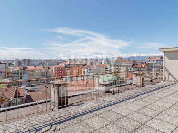 appartamento in vendita a Torino in zona Borgo San Paolo