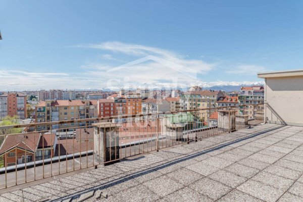 appartamento in vendita a Torino in zona Borgo San Paolo