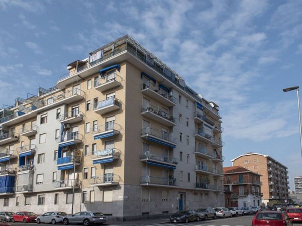 appartamento in vendita a Torino in zona Lucento
