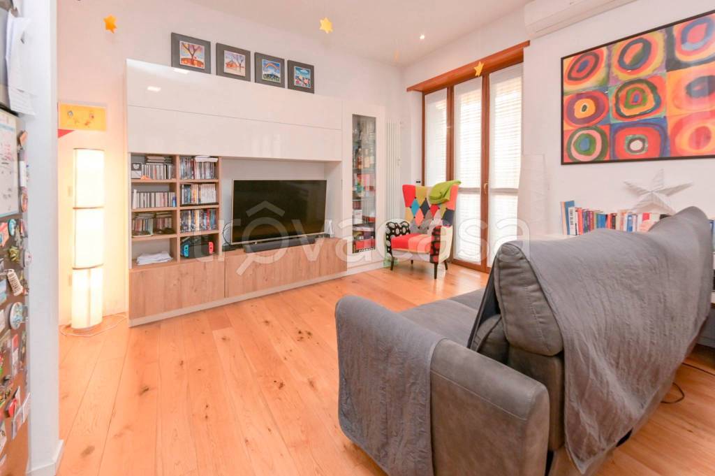 appartamento in vendita a Torino in zona Mirafiori Nord