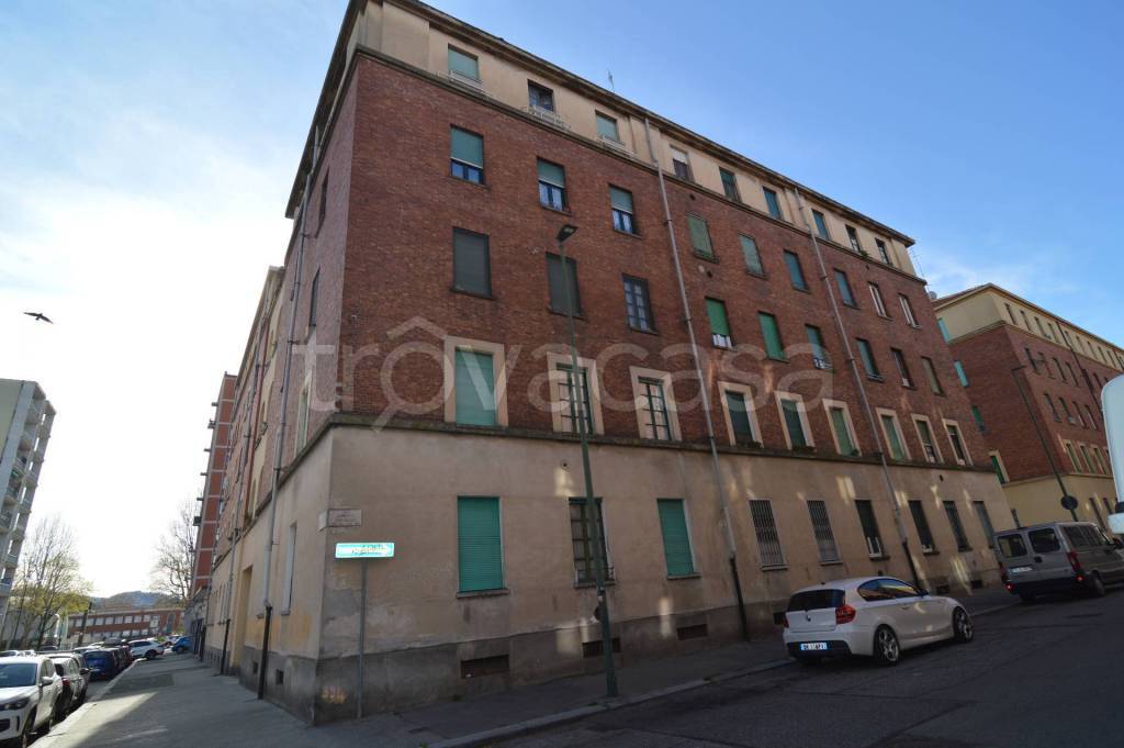 appartamento in vendita a Torino in zona Mirafiori Nord