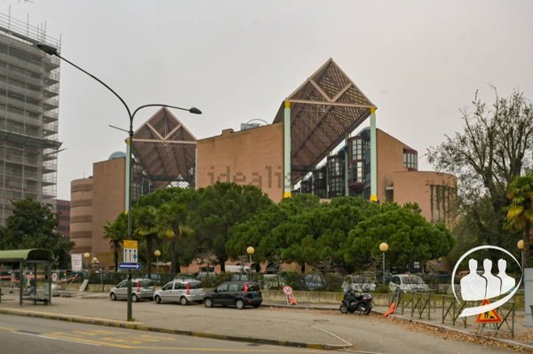 ufficio in vendita a Torino in zona Mirafiori Nord