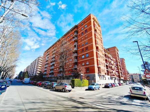 appartamento in vendita a Torino in zona Pozzo Strada