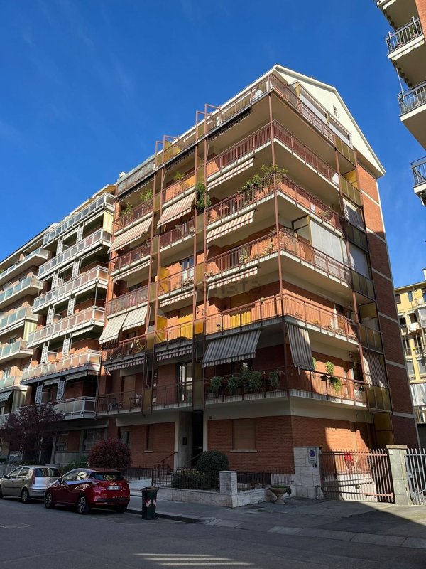 appartamento in vendita a Torino in zona Vanchiglia