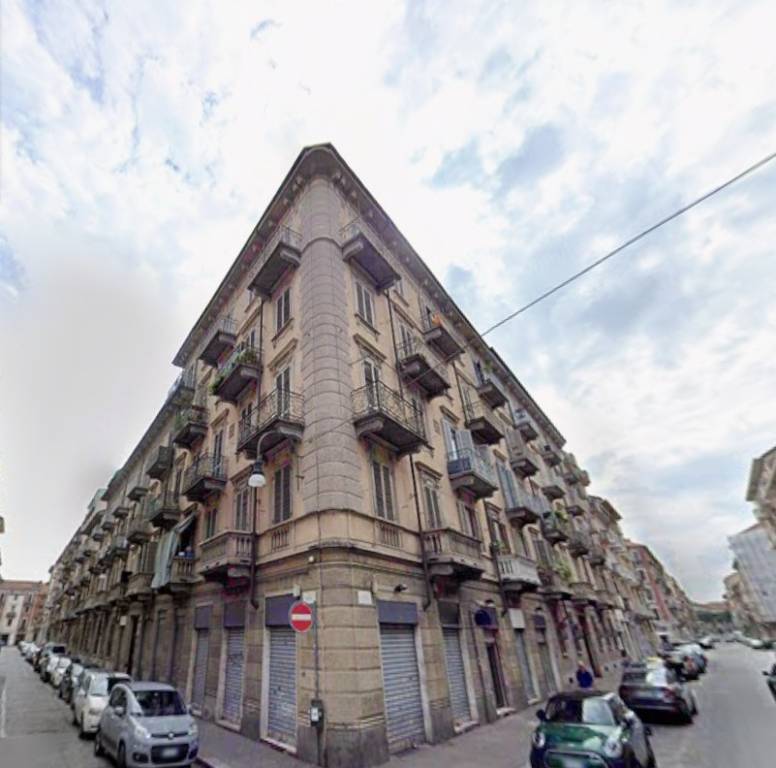 appartamento in vendita a Torino in zona Cenisia