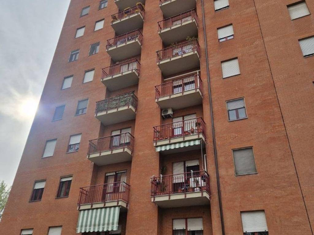 appartamento in vendita a Torino in zona Rebaudengo