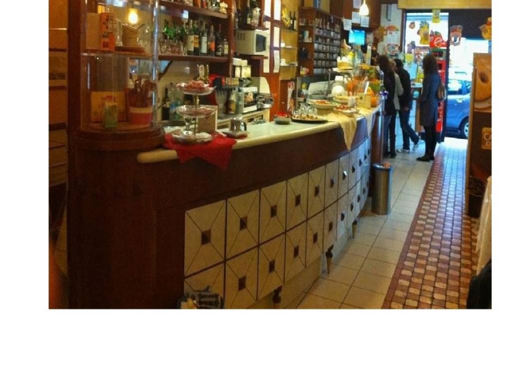 negozio in vendita a Torino in zona Borgo San Paolo