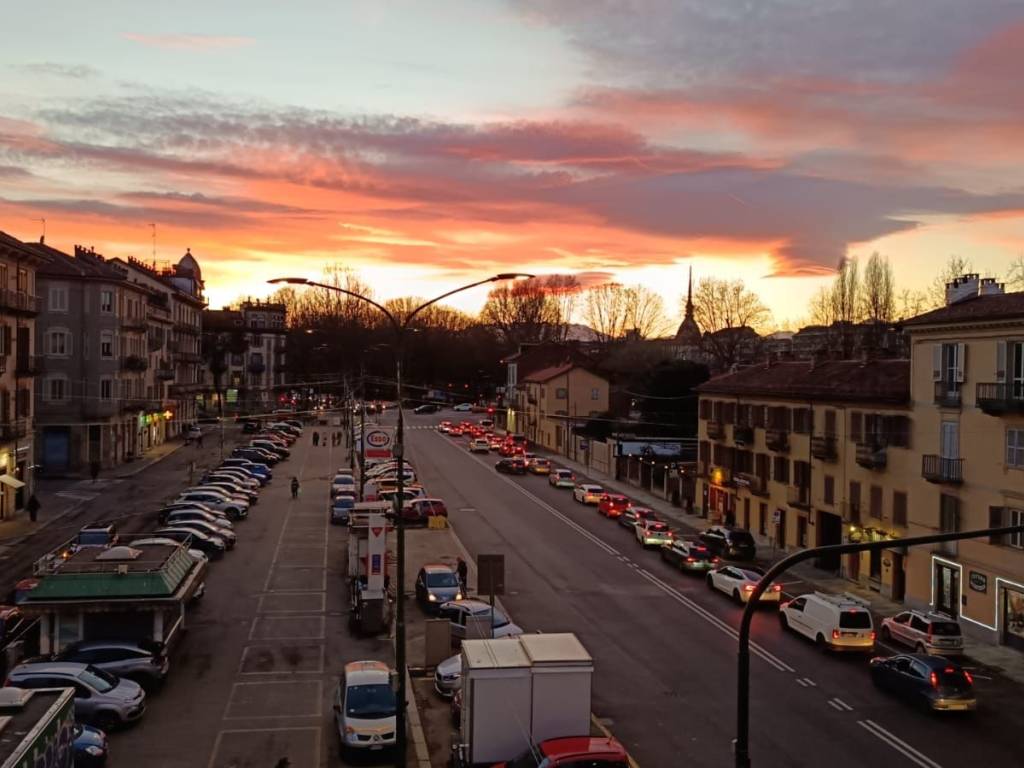 appartamento in vendita a Torino in zona Rosa