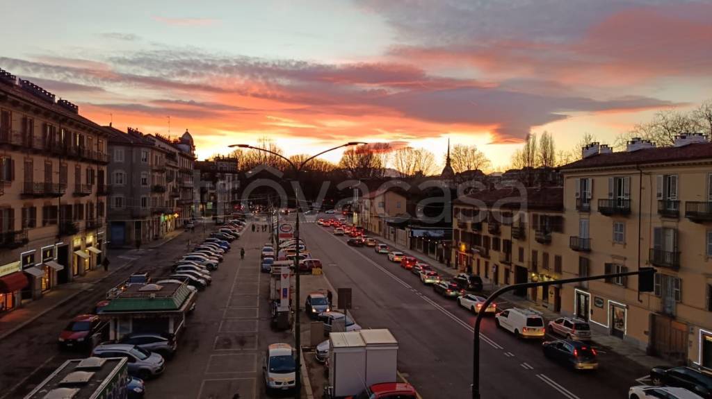 appartamento in vendita a Torino in zona Rosa