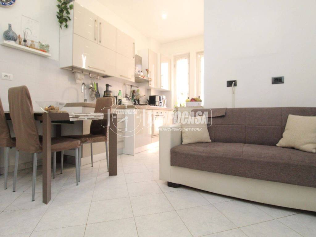 appartamento in vendita a Torino in zona Borgata Vittoria