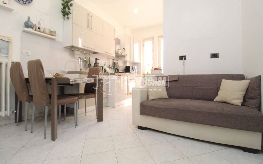 appartamento in vendita a Torino in zona Borgata Vittoria