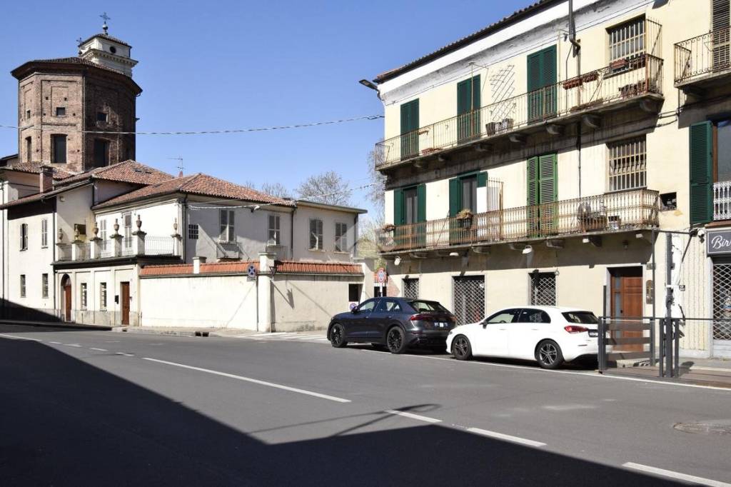 appartamento in vendita a Torino in zona Madonna del Pilone