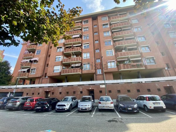 casa indipendente in vendita a Torino in zona Lucento