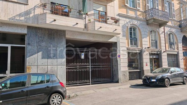 ufficio in vendita a Torino in zona Vanchiglia