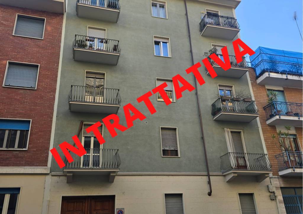 appartamento in vendita a Torino in zona Borgata Vittoria