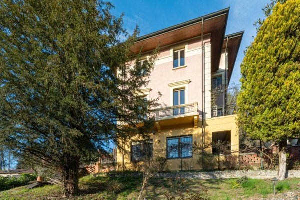 casa indipendente in vendita a Torino in zona Superga