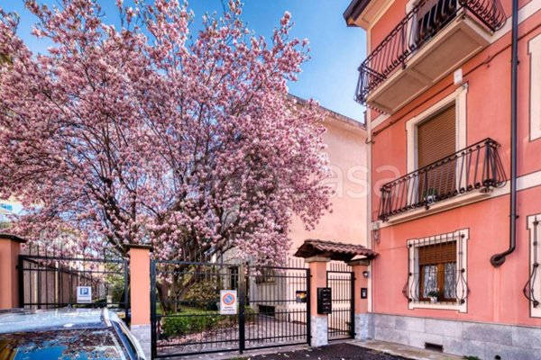 appartamento in vendita a Torino in zona Lucento