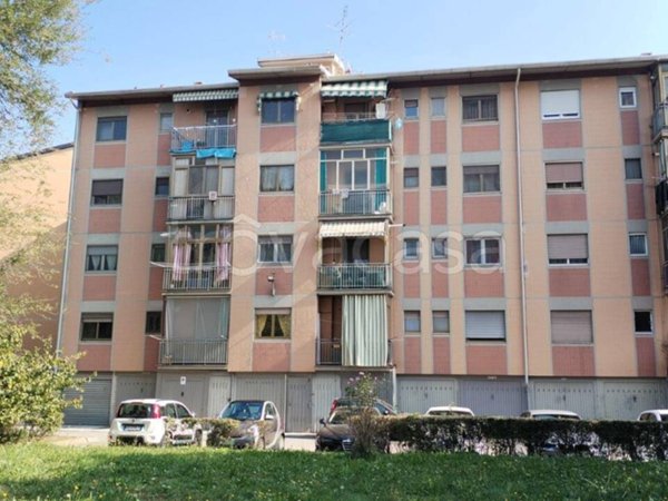 appartamento in vendita a Torino in zona Falchera
