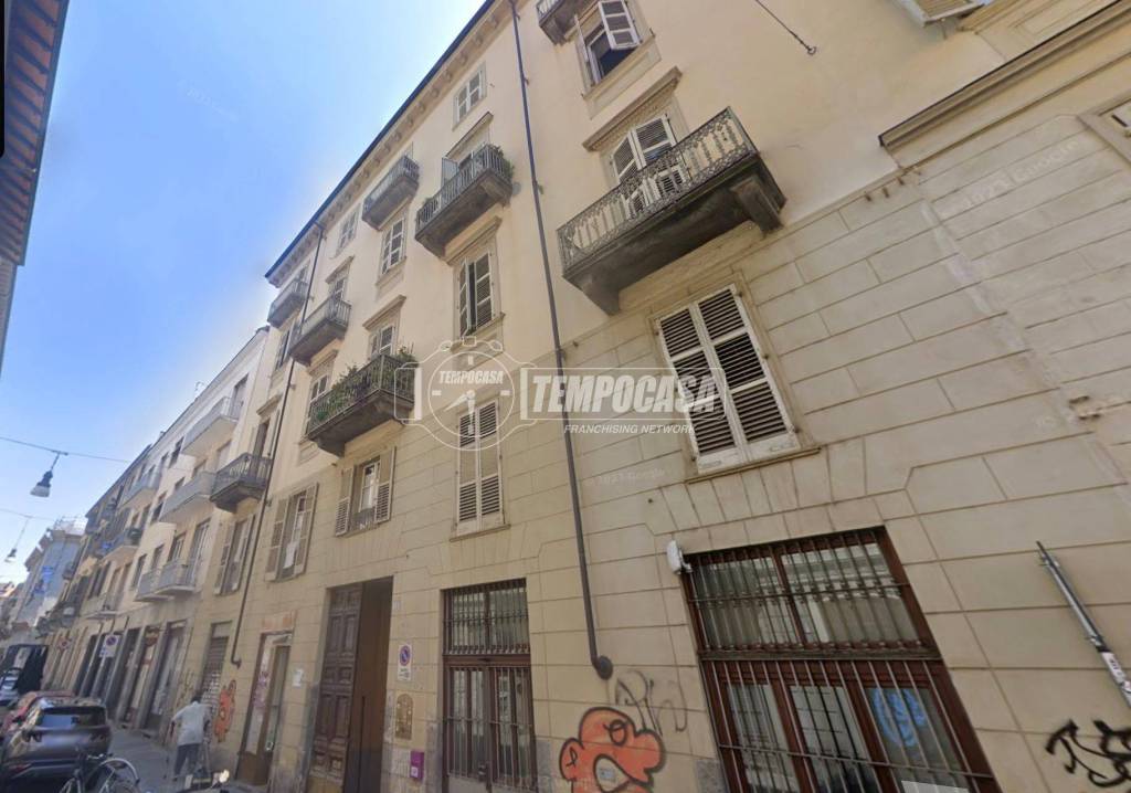 appartamento in vendita a Torino in zona San Salvario