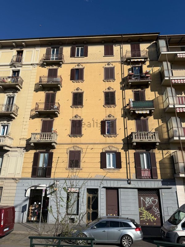appartamento in vendita a Torino in zona Aurora