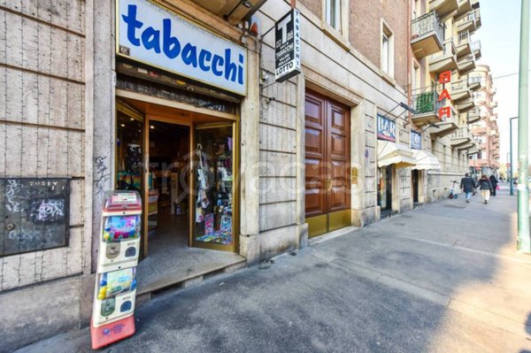 negozio in vendita a Torino in zona Campidoglio