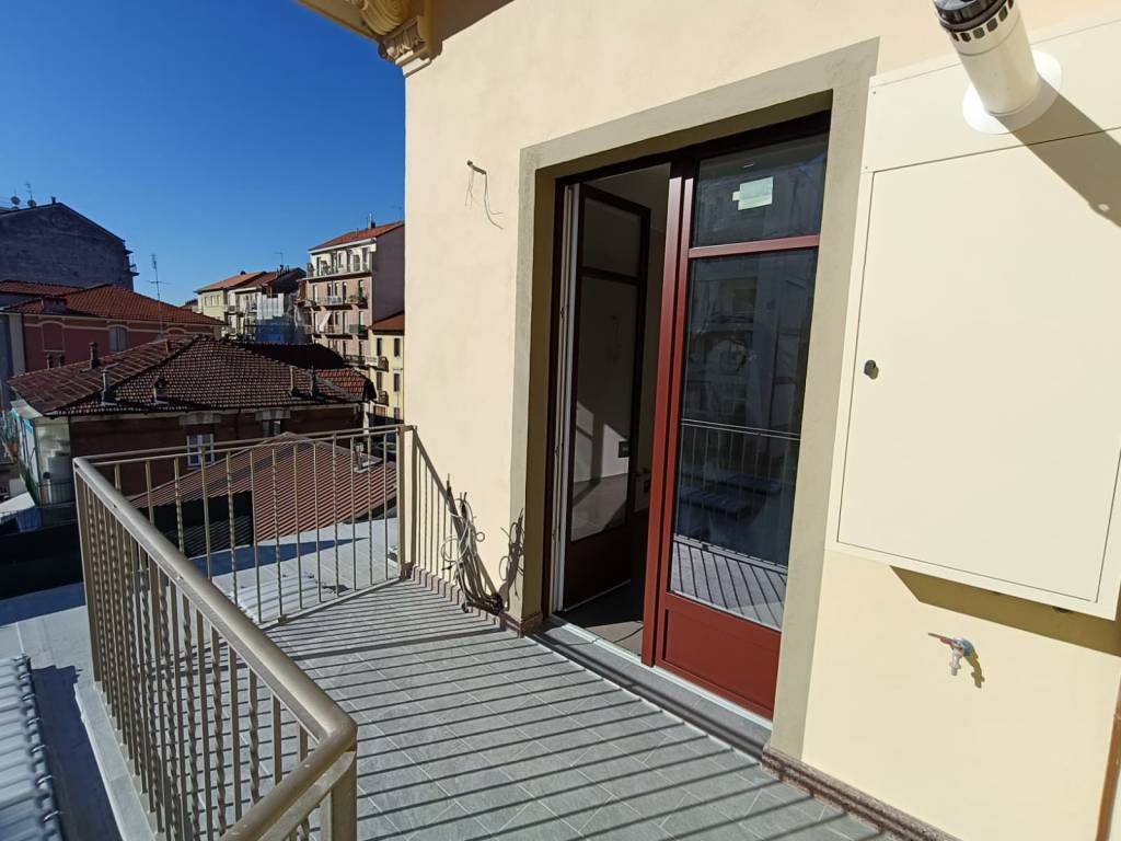 appartamento in vendita a Torino in zona Cenisia