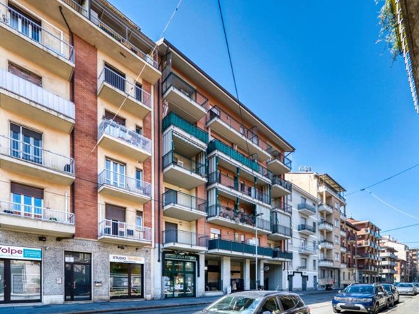 appartamento in vendita a Torino in zona Lucento