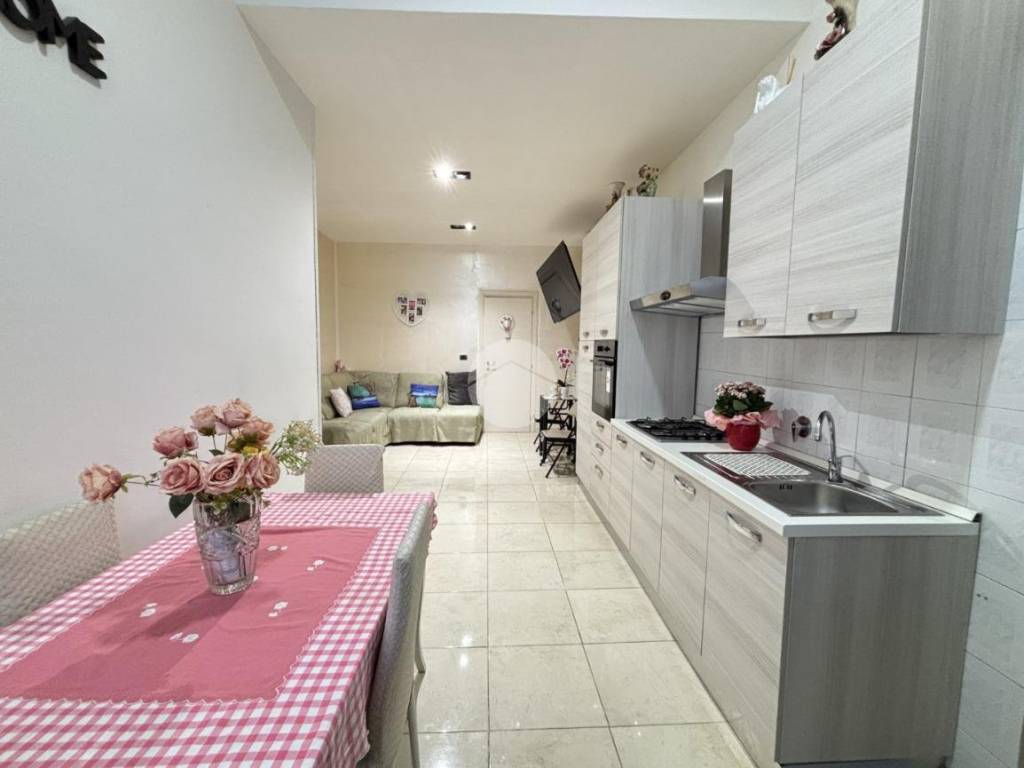 appartamento in vendita a Torino in zona Rebaudengo