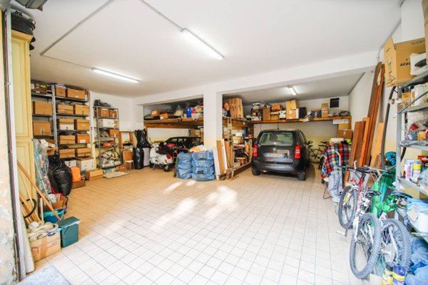 locale di sgombero in vendita a Torino