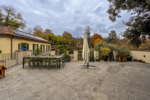 casa indipendente in vendita a Torino in zona Superga