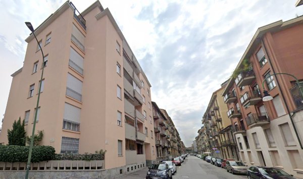 appartamento in vendita a Torino in zona Cenisia