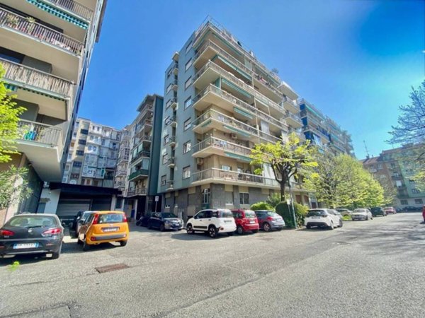 appartamento in vendita a Torino in zona Borgo San Paolo
