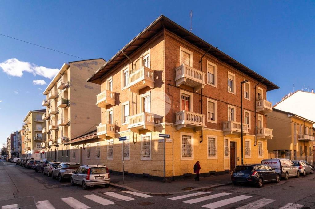 appartamento in vendita a Torino in zona Parella