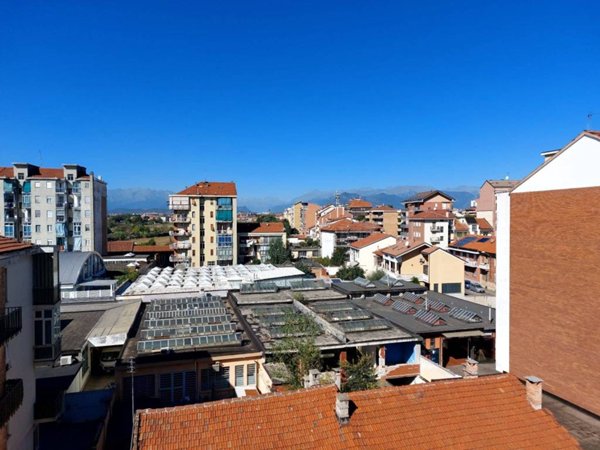 appartamento in vendita a Torino in zona Parella