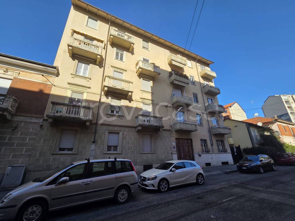 appartamento in vendita a Torino in zona Lucento