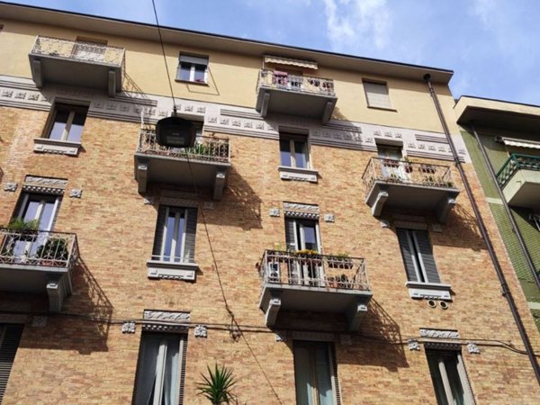 appartamento in vendita a Torino in zona Cit Turin
