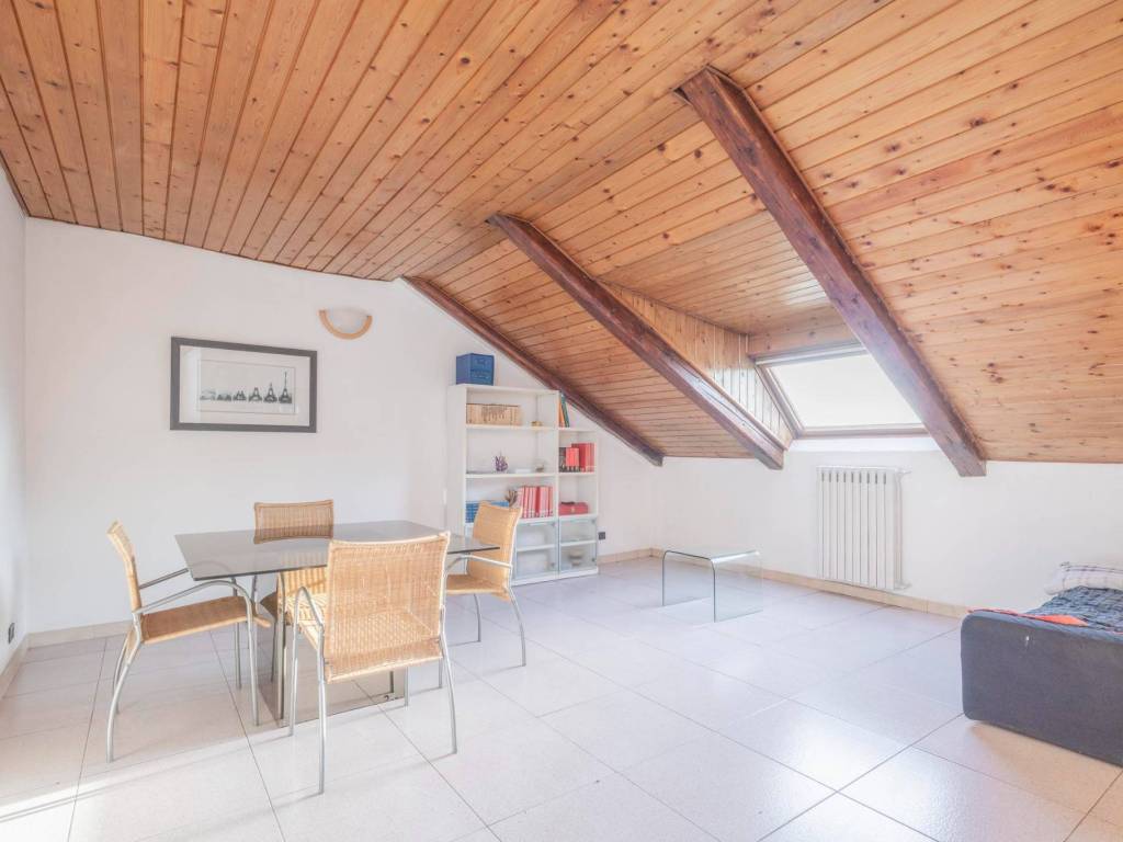 appartamento in vendita a Torino in zona Aurora