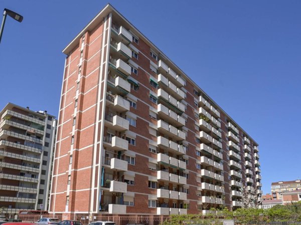 appartamento in vendita a Torino in zona Santa Rita