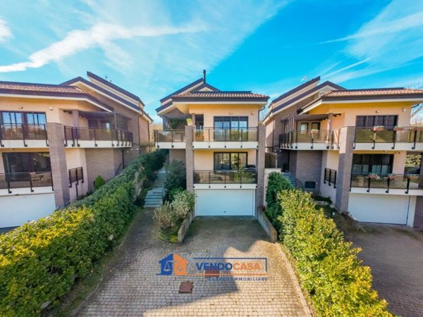 casa indipendente in vendita a Torino in zona Madonna del Pilone