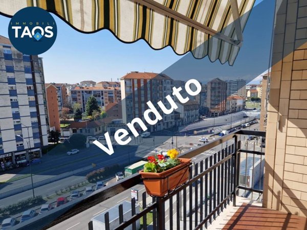 appartamento in vendita a Torino in zona Madonna di Campagna
