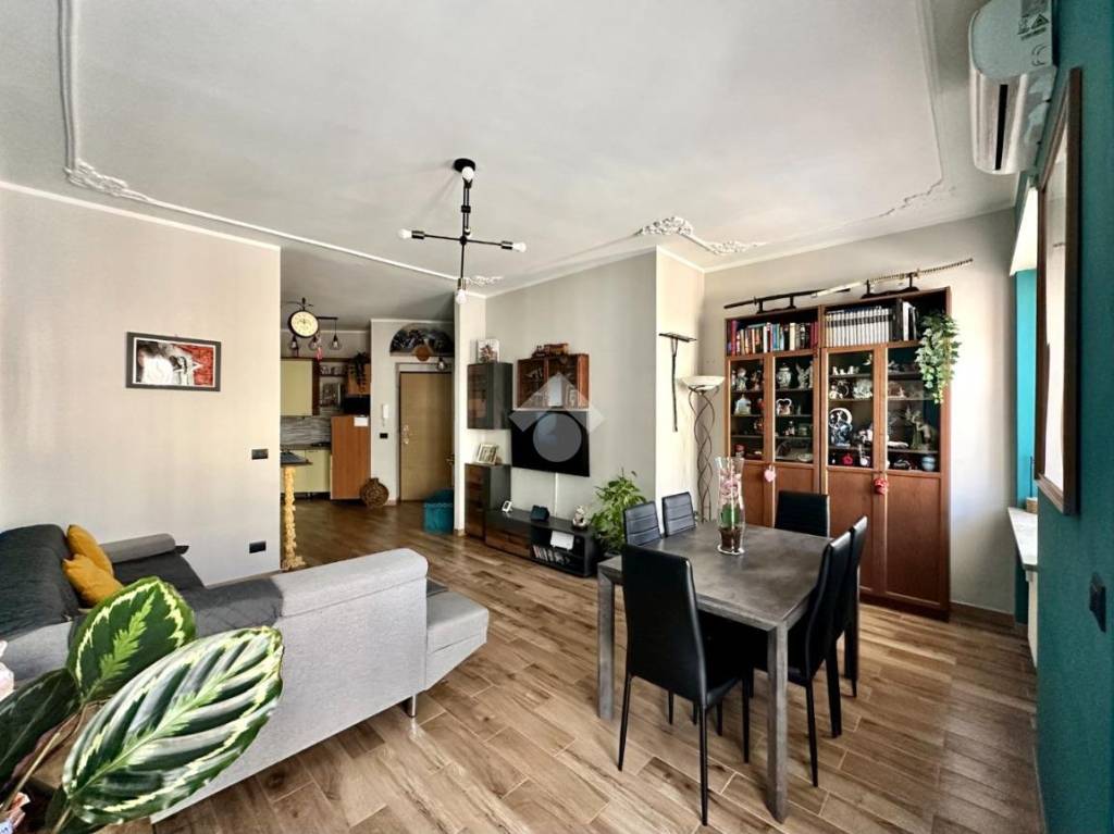 appartamento in vendita a Torino in zona Borgata Vittoria